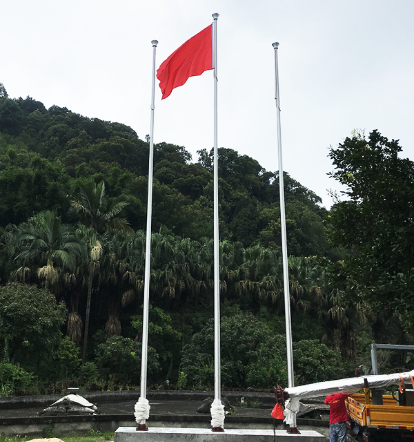 9米不锈钢锥形旗杆